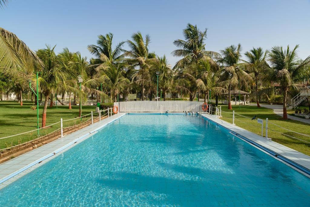 Quality Inn Palms Gāndhīdhām Eksteriør bilde