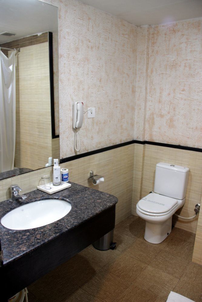 Quality Inn Palms Gāndhīdhām Eksteriør bilde
